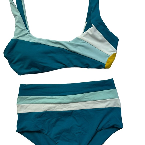 L*SPACE Swim Set Size S NWT - Picture 7 of 8